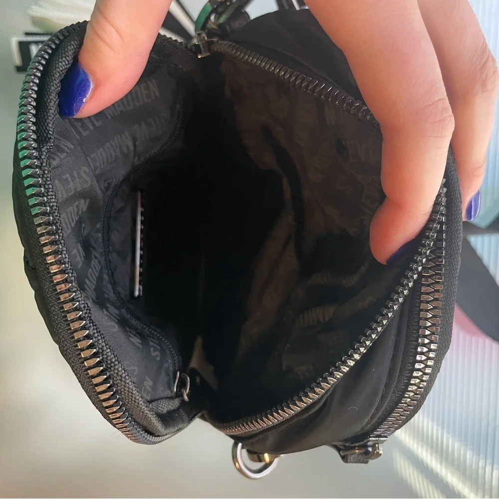 Steve Madden Quilted Black Belt Bag - Picture 4 of 6